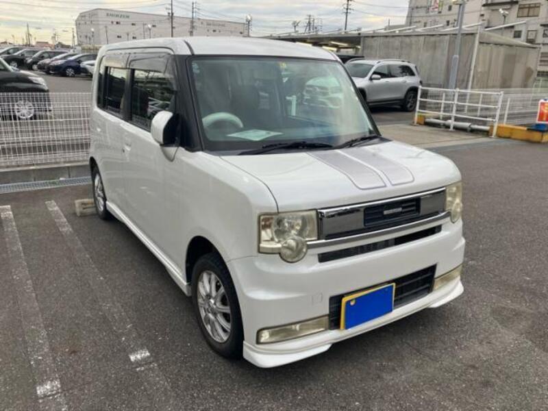 DAIHATSU MOVE CONTE