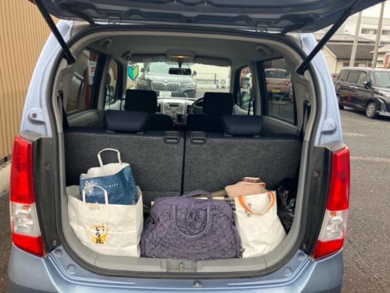 WAGON R