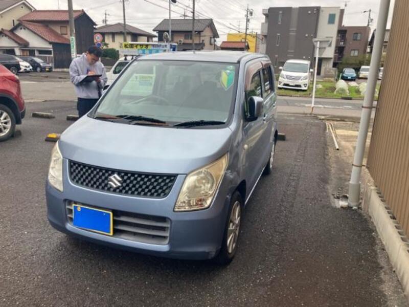 WAGON R