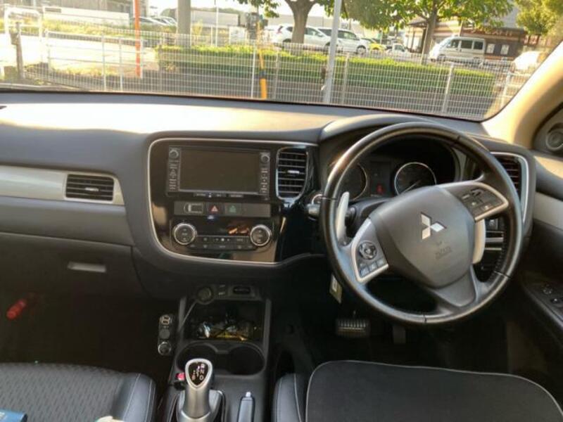 OUTLANDER PHEV