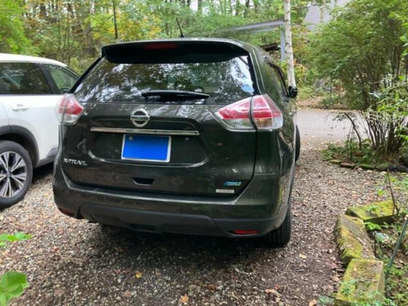 X-TRAIL