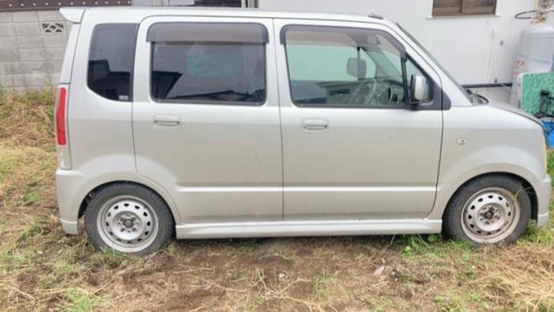 WAGON R