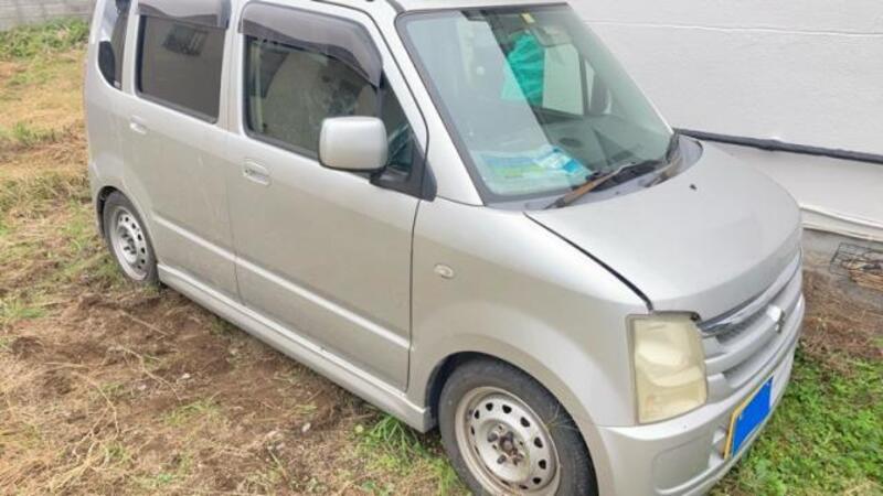 WAGON R-0