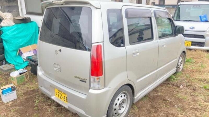 WAGON R