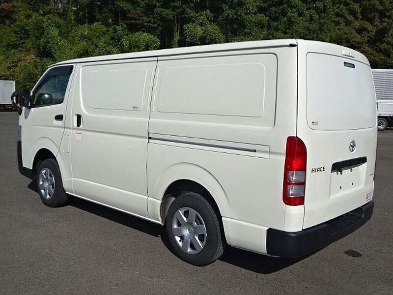 HIACE