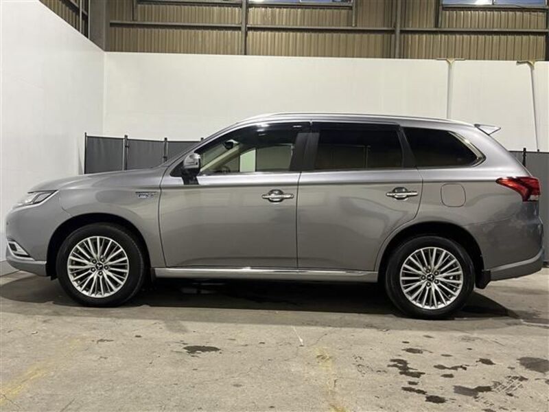 OUTLANDER PHEV