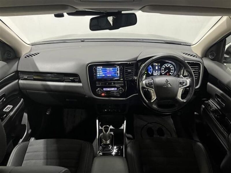 OUTLANDER PHEV