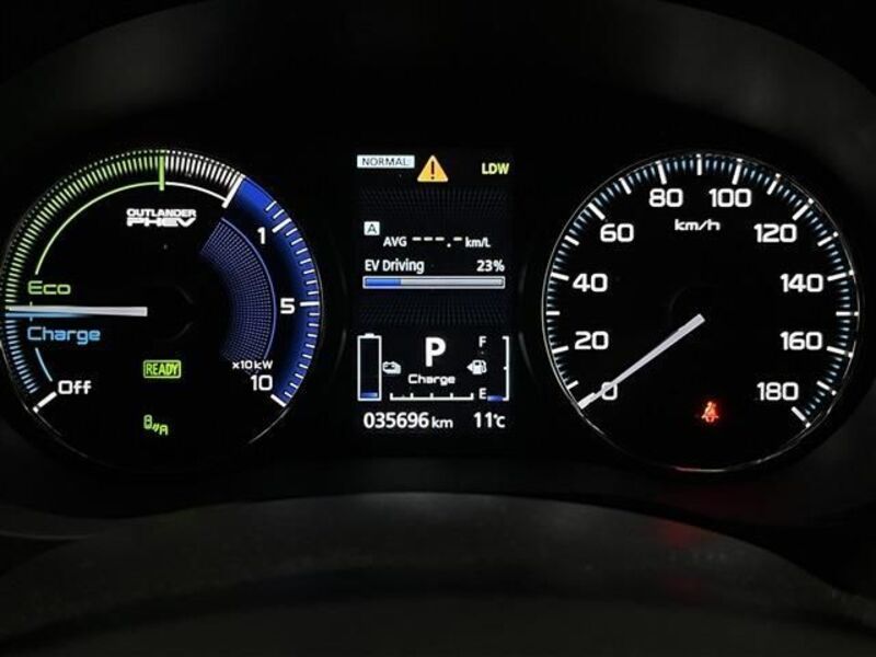 OUTLANDER PHEV