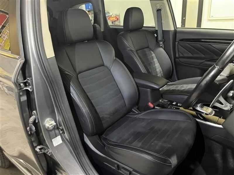 OUTLANDER PHEV