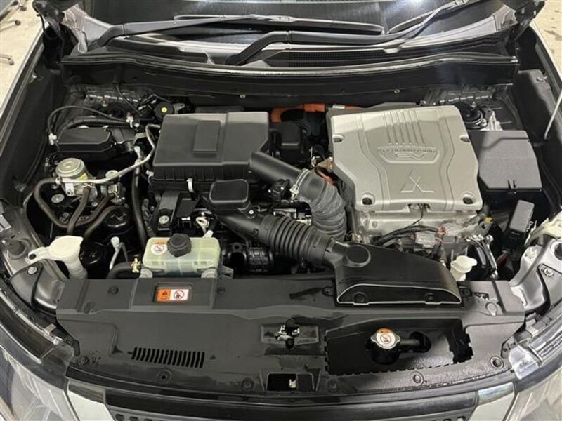 OUTLANDER PHEV