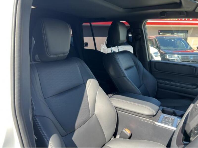 LAND CRUISER 250