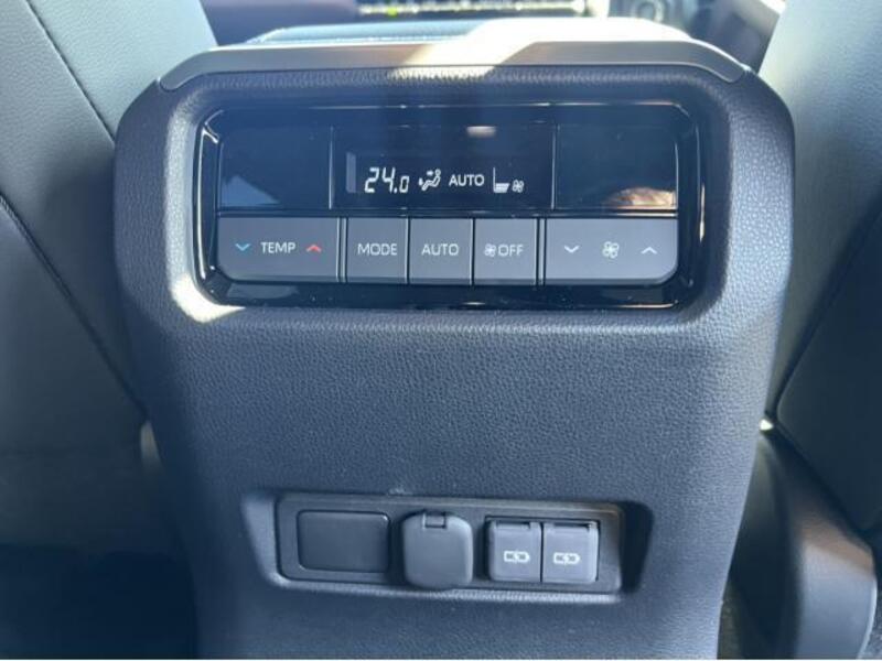 LAND CRUISER 250