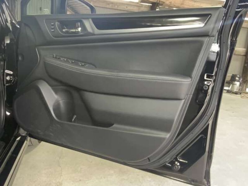 LEGACY B4