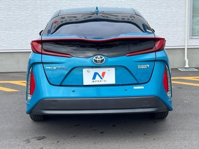 PRIUS PHV