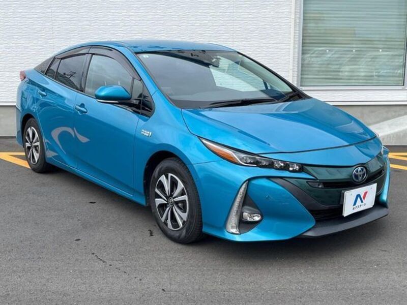 PRIUS PHV