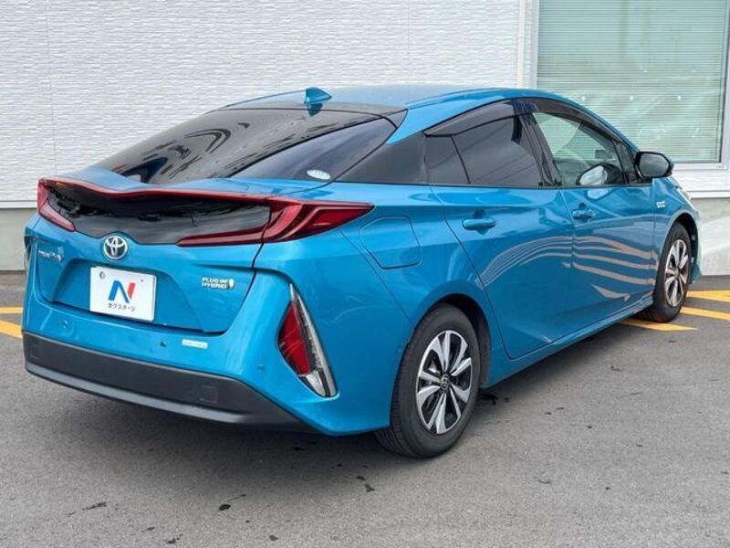 PRIUS PHV