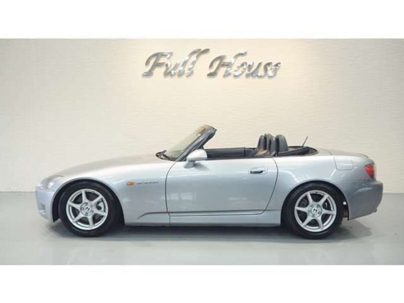 S2000