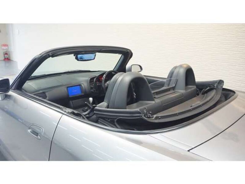 S2000
