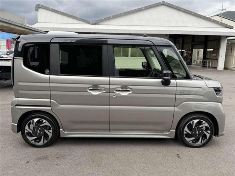 SPACIA CUSTOM