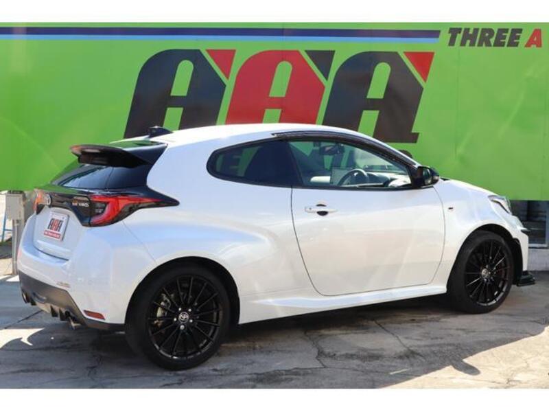 GR YARIS