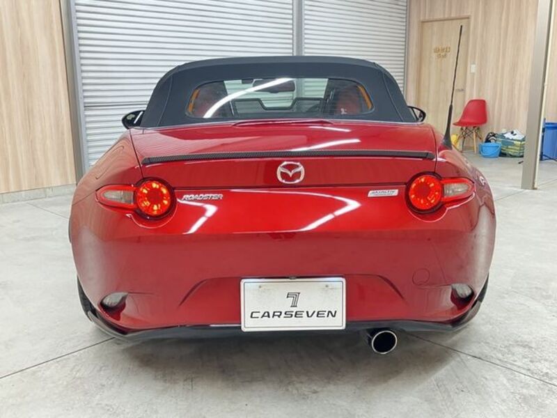 ROADSTER