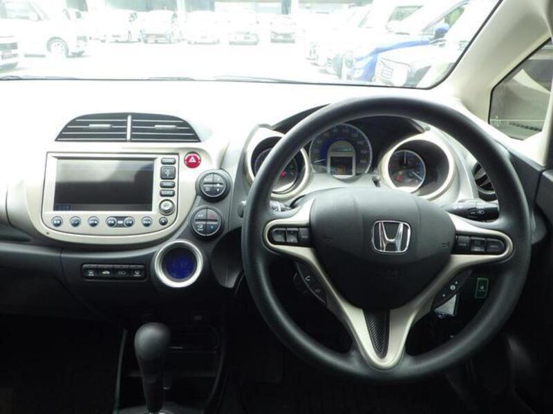 FIT HYBRID