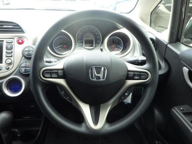FIT HYBRID