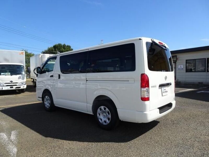 HIACE