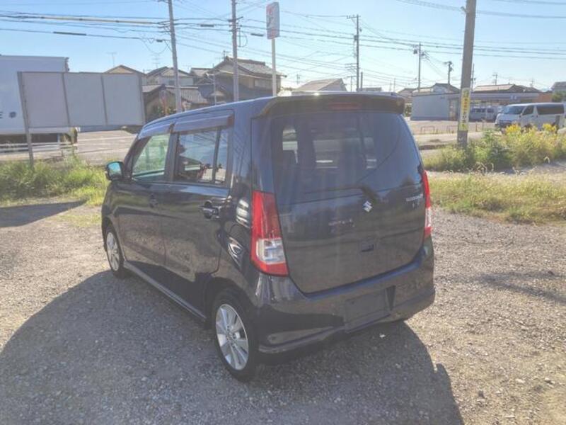 WAGON R