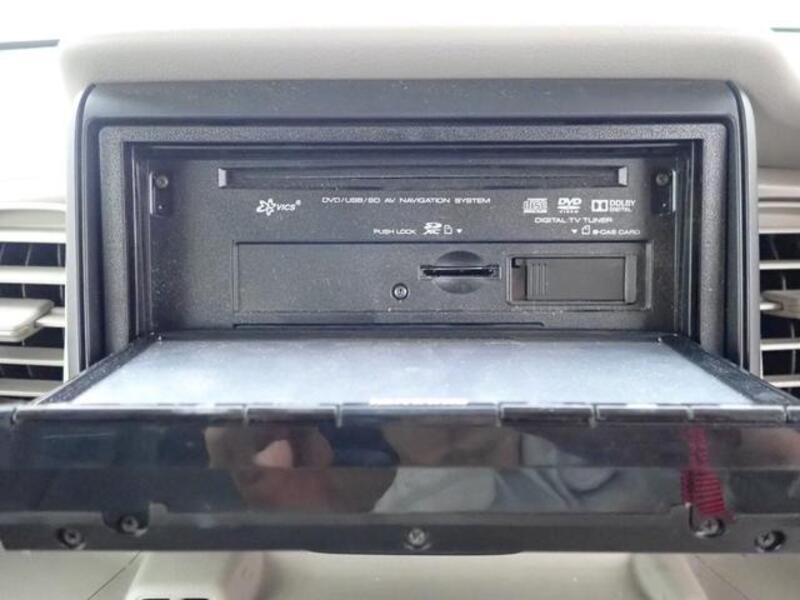 N BOX