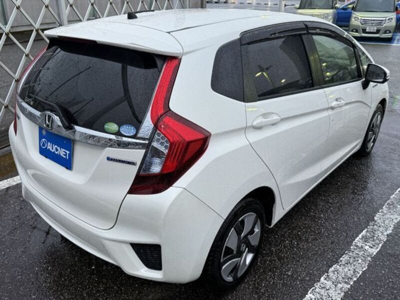 FIT HYBRID