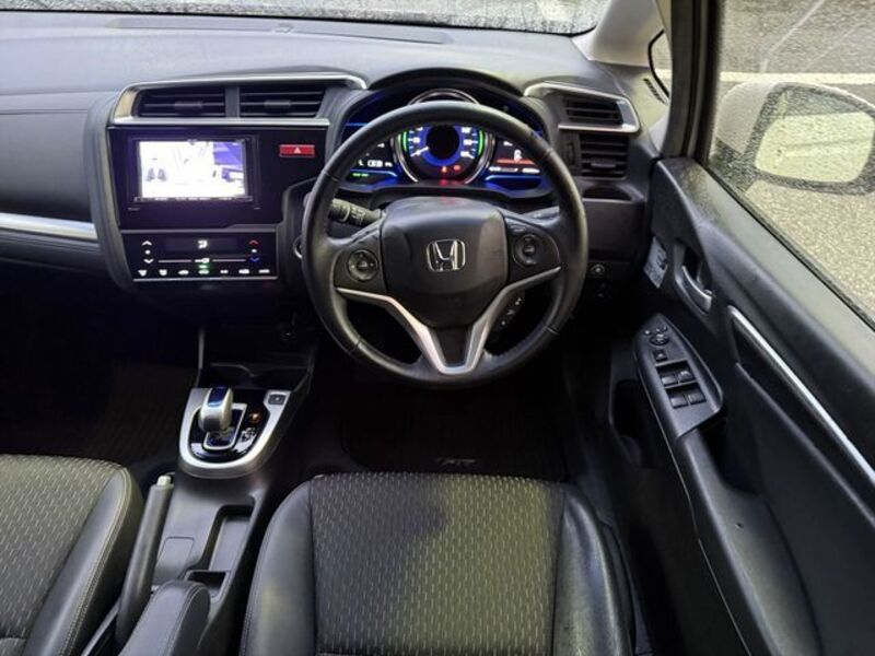 FIT HYBRID