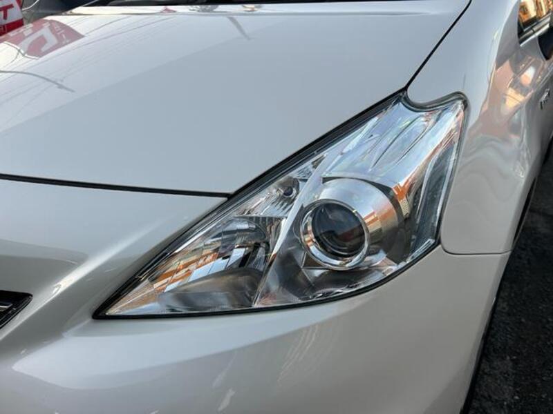 PRIUS ALPHA