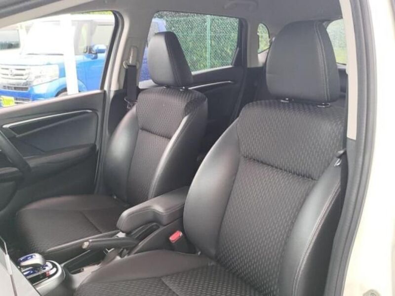 FIT HYBRID