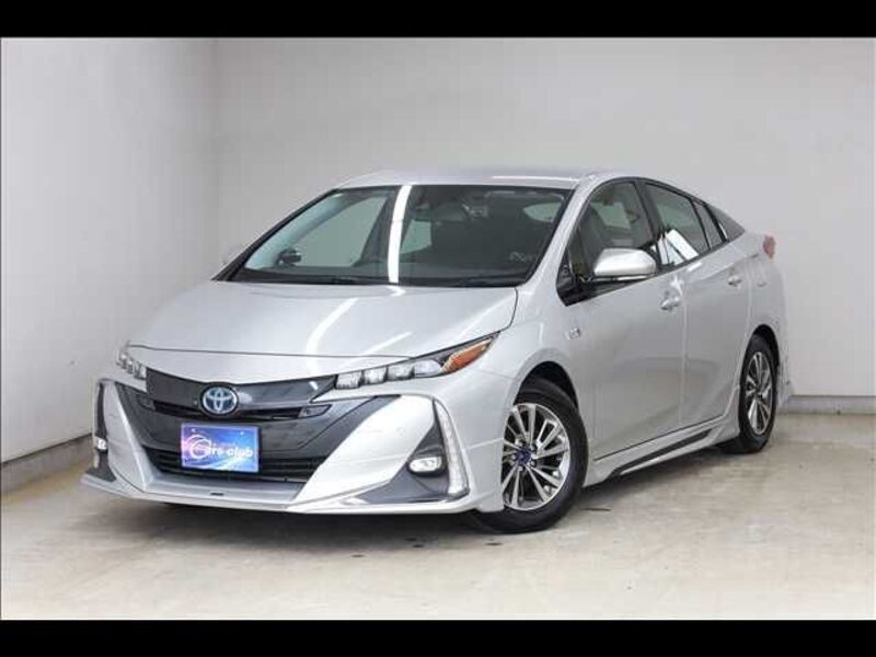 TOYOTA PRIUS PHV