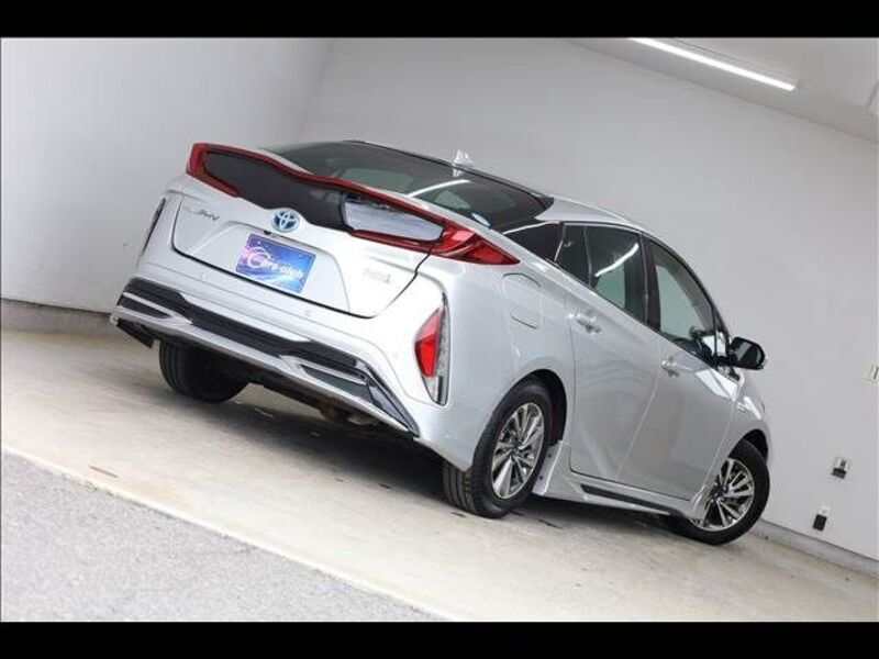 PRIUS PHV