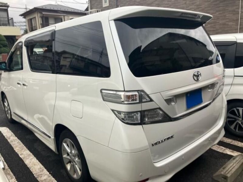 VELLFIRE
