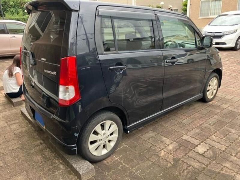 WAGON R