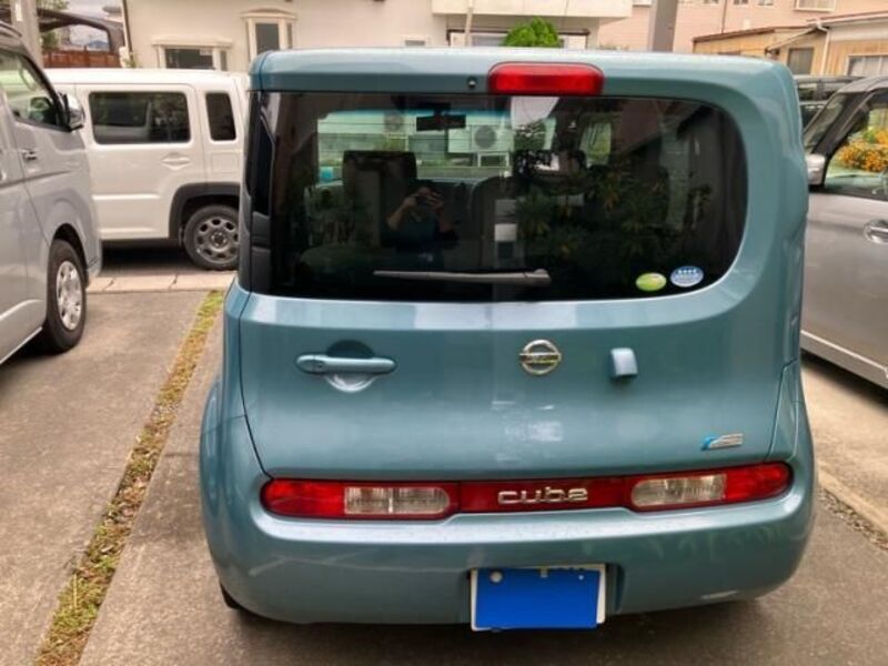 CUBE