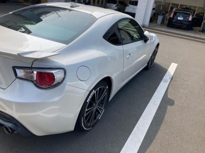 86