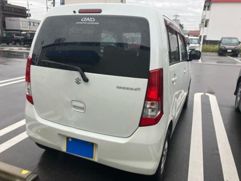 WAGON R