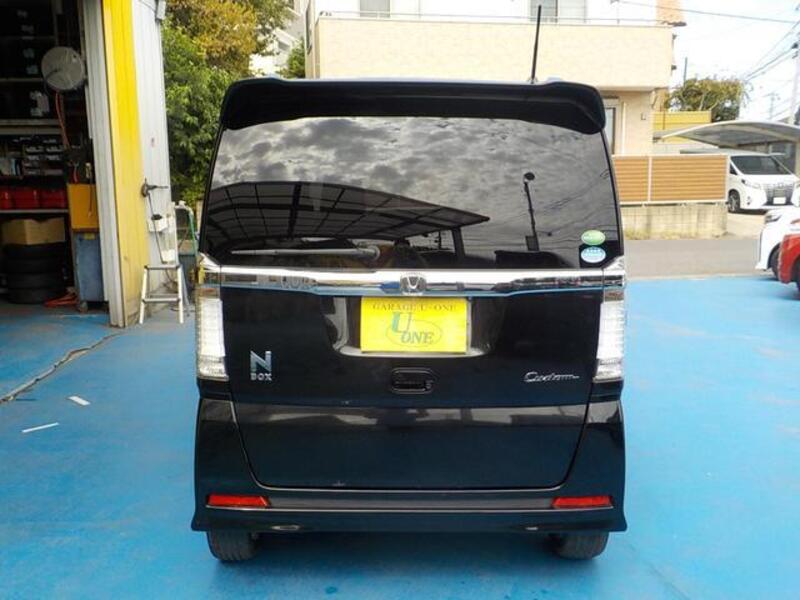 N BOX CUSTOM