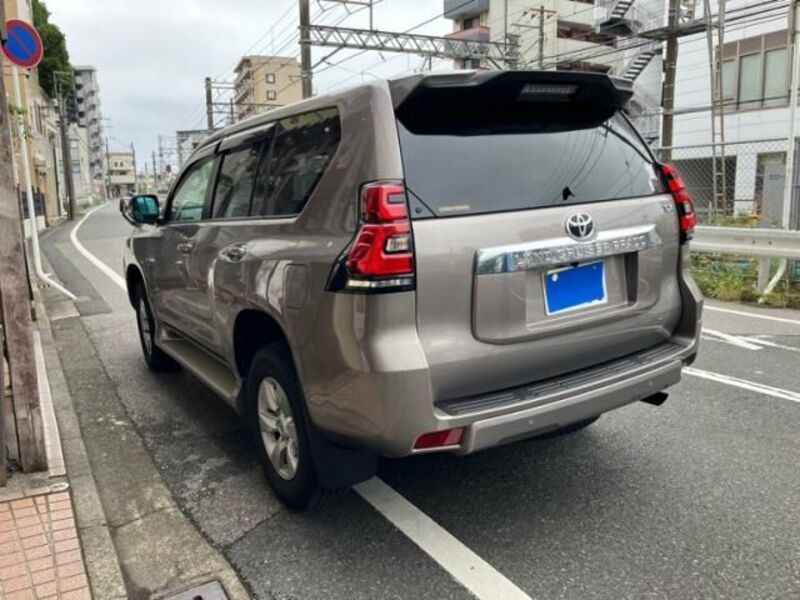 LAND CRUISER PRADO