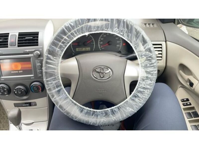 COROLLA AXIO