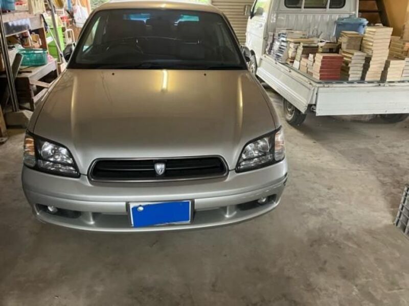 SUBARU LEGACY B4