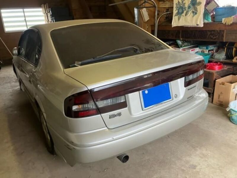 LEGACY B4