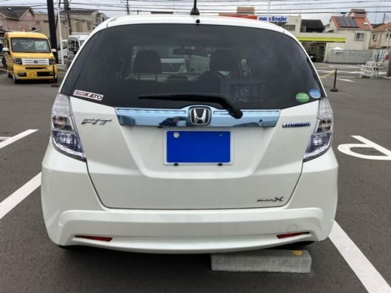 FIT HYBRID