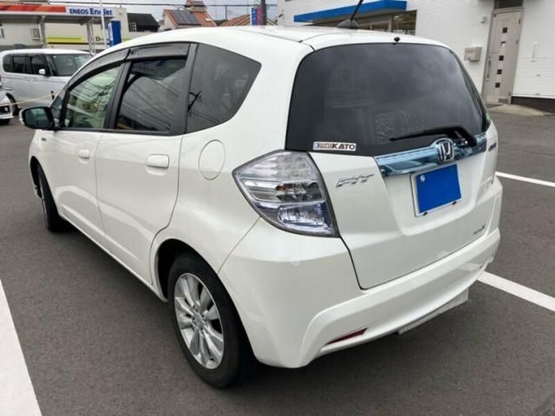 FIT HYBRID
