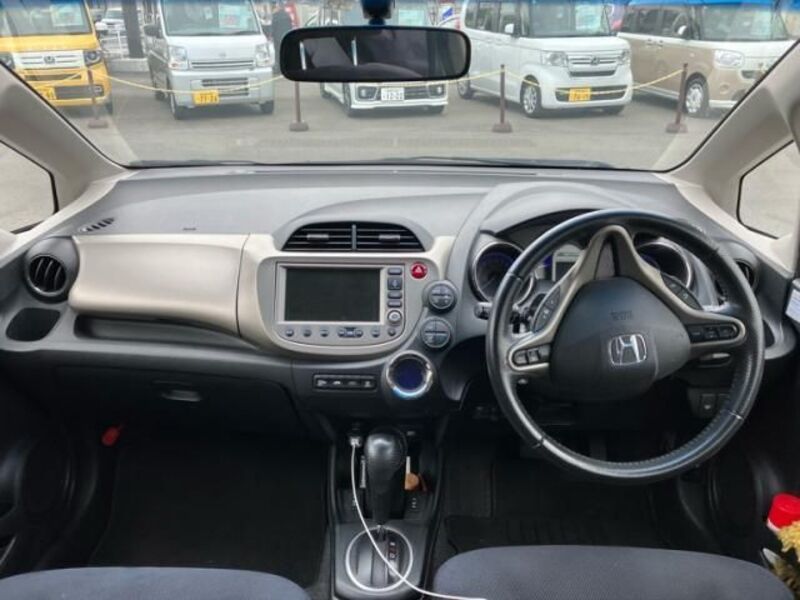 FIT HYBRID