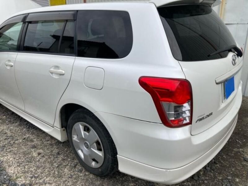 COROLLA FIELDER